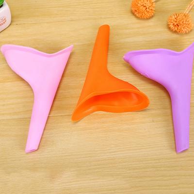 5Pcs Female Urinal Portable Reusable Easy To Clean Pregnant Women Urinating Funnel Device for Home Outdoor