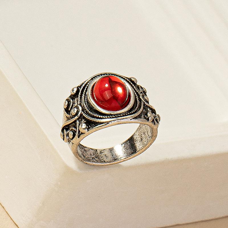 French Retro Ruby Ring: Women's Luxurious Korean-Style Fashion