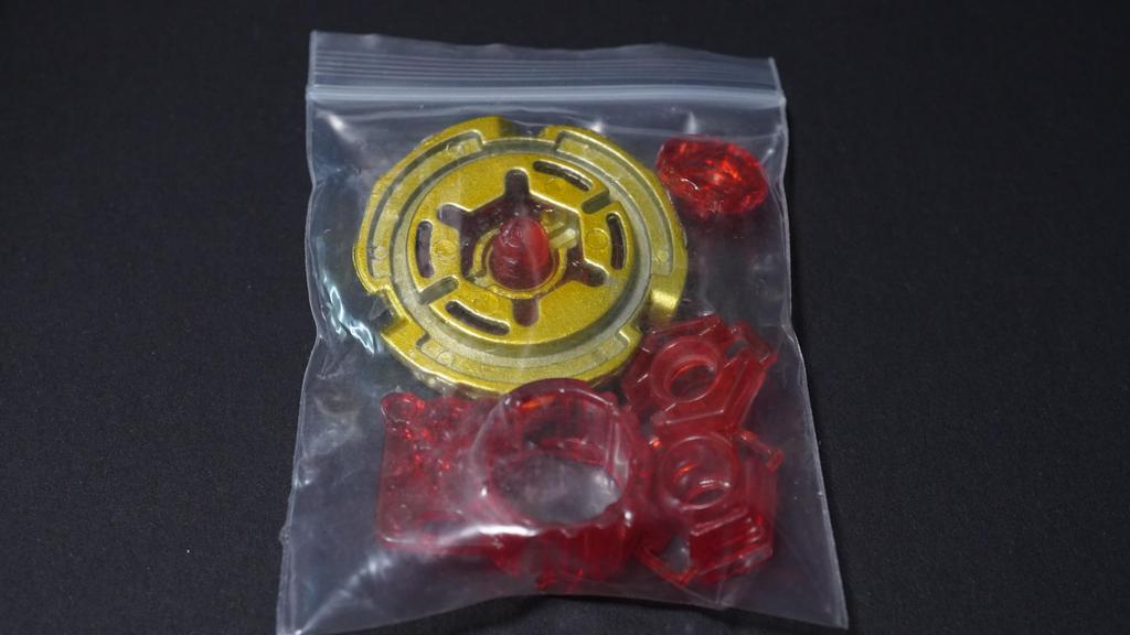 Storm Pegasis Crimson-Version. Limitierter Metal Fight Bay Blade Metabay Explosion HMS 4D Zero G Burst X Spielzeug Teile Anime Spiele Actionspielzeug