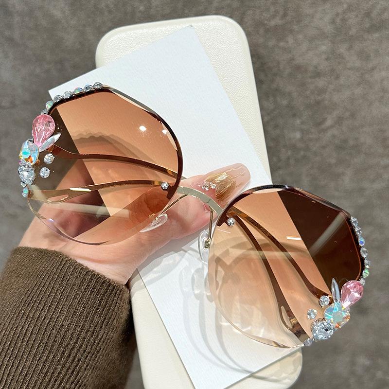 

Женские солнцезащитные очки высокого класса со стразами 2024: Стройнящий, Модный Солнцезащитный козырек с защитой от УФ-лучей