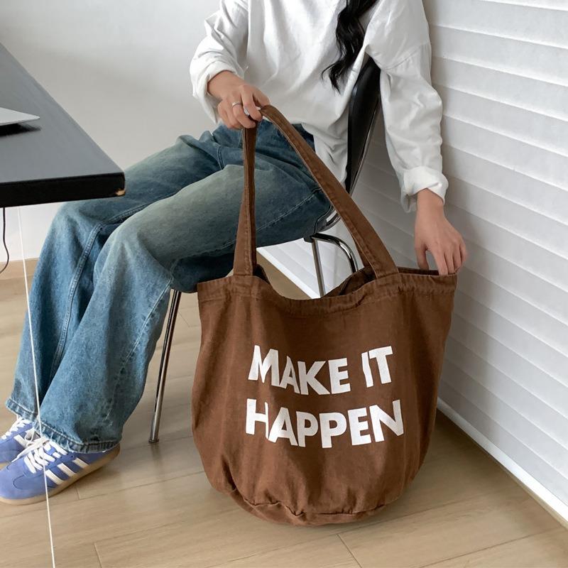 Model New Large Capacity Letter Print Fashion Simple Versatile Casual Washed Denim Shoulder Bag