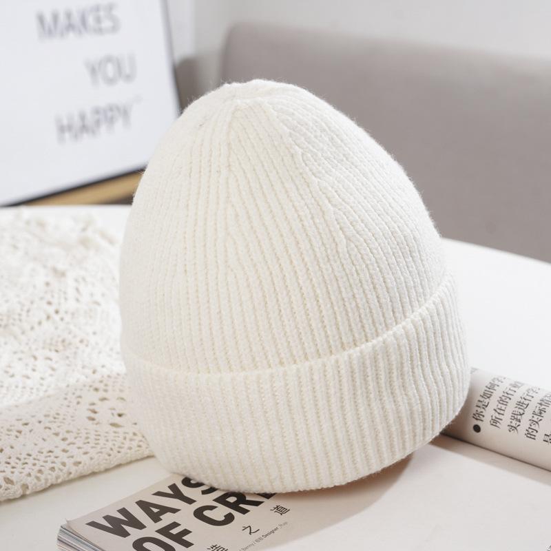 

Женские шапки на осень и зиму однотонные плюс бархатная вязаная шерстяная шапка в корейском стиле универсальная, подчеркивающая лицо, маленькая холодная шапка мужская