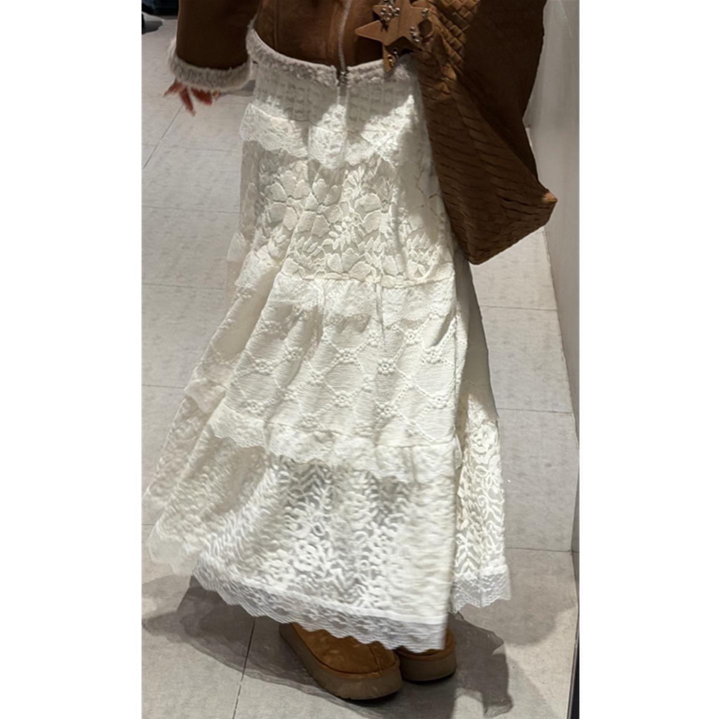 

Korean Creamy Lace Patchwork Velvet A-line Midi Skirt for Women, Autumn/Winter, Thickened and Fuzzy Texture S