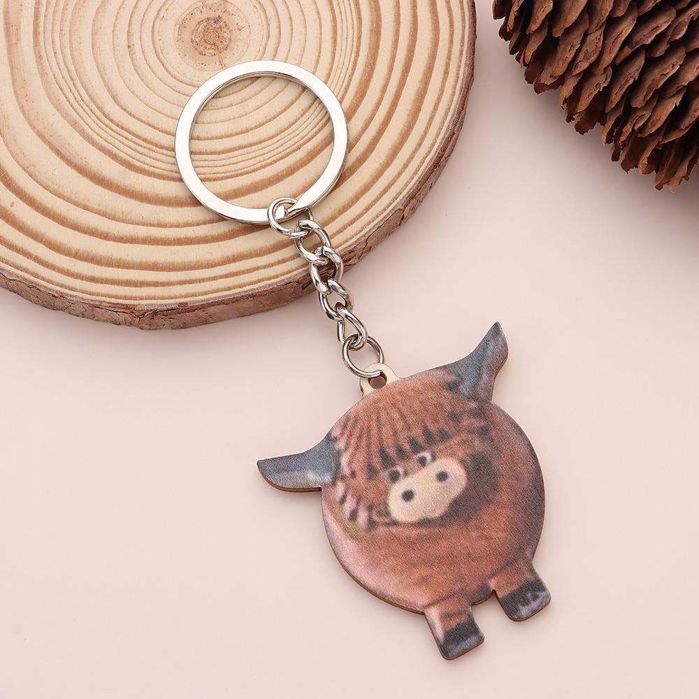 Wooden Portable Highland Cow Decor Keychain Car Key Buckle Highland Cow Keyring Funny Highland Cow