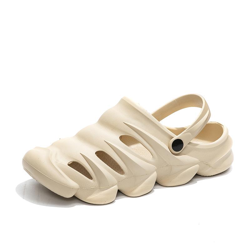 Summer Men's Slippers Hollow Non-slip Wearresistant Thicksoled Softsoled Sandals Fashionable Comfortable Breathable Garden Shoes