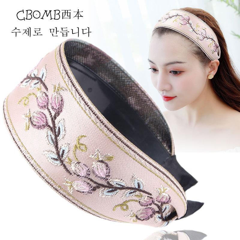 Retro French Embroidered Flower Headdress Hair  Wide-Edged Headband Classic Toothed Non-Slip Headband Hair Bands for Women