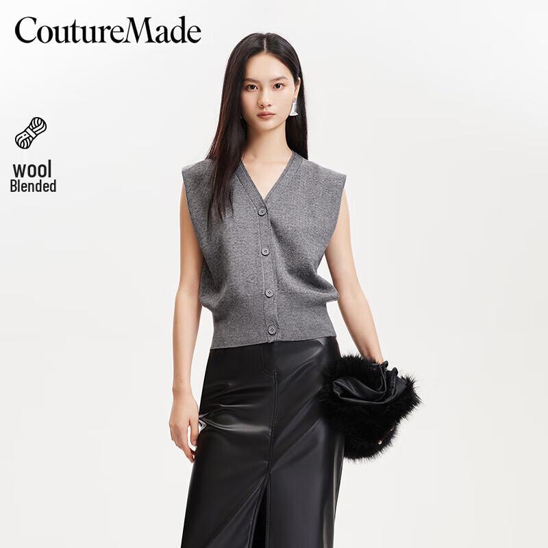 

VEROMODA Women s V-Neck Sleeveless Sparkle Knit Top S