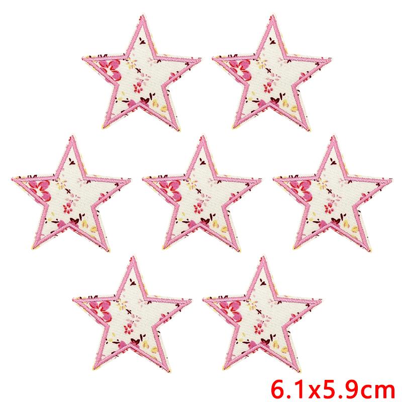 10 /26pcs Wholesale Fresh Letter Embroidery Patch Diy Floral Heart Bow Iron On Patches For Clothes Jackets Backpack Sew Stickers 