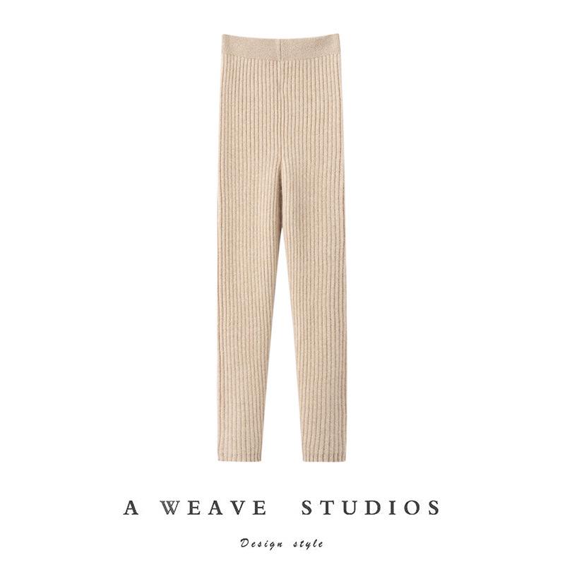 

Women s 100% Cashmere Leggings, Body-Shaping & Plush, Wide Ribbed Slim Fit, Perfect for Autumn/Winter Wear, Versatile as Outerwear or Layering. Medium
