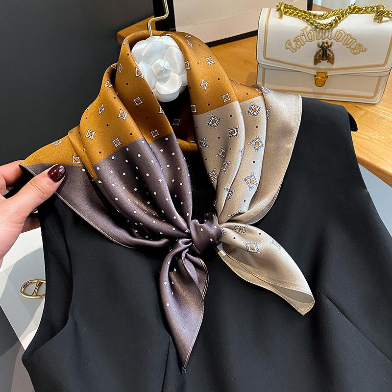 Luxusní značka Hedvábný šátek Čtvercový Dámské Šátky a zábaly Kancelář Malé vlasy Krk Hidžáb Šátek Foulard Dámské Šátky 70*70cm