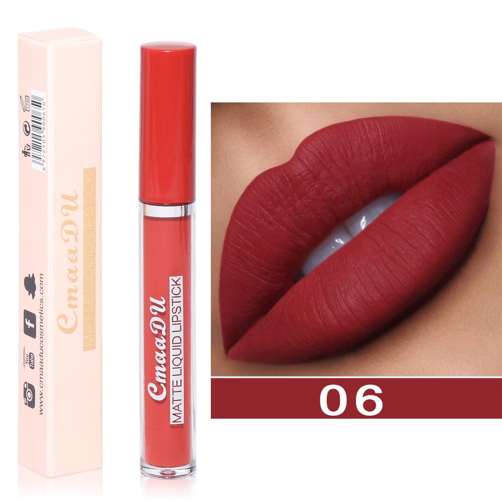 10 matte Lippenstiftfarben