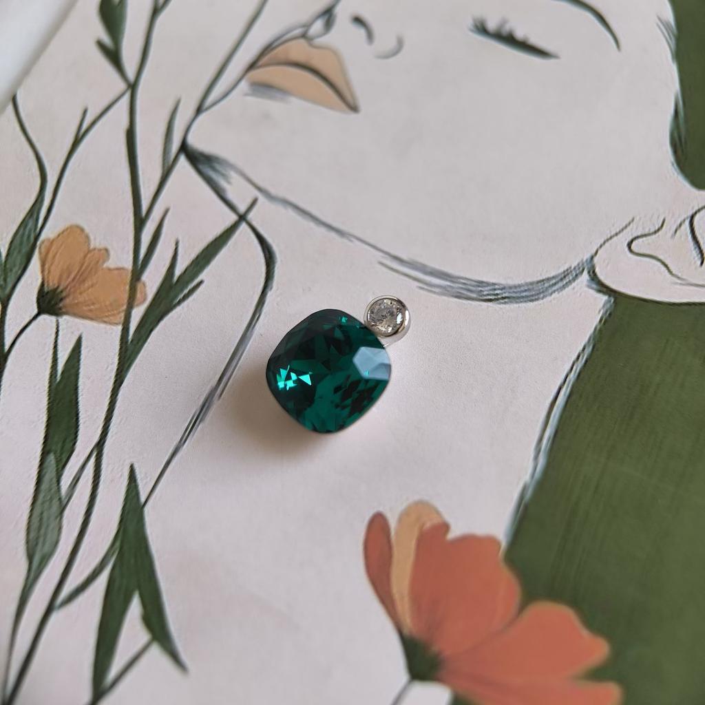 Серебряная подвеска с фианитами (60002209)