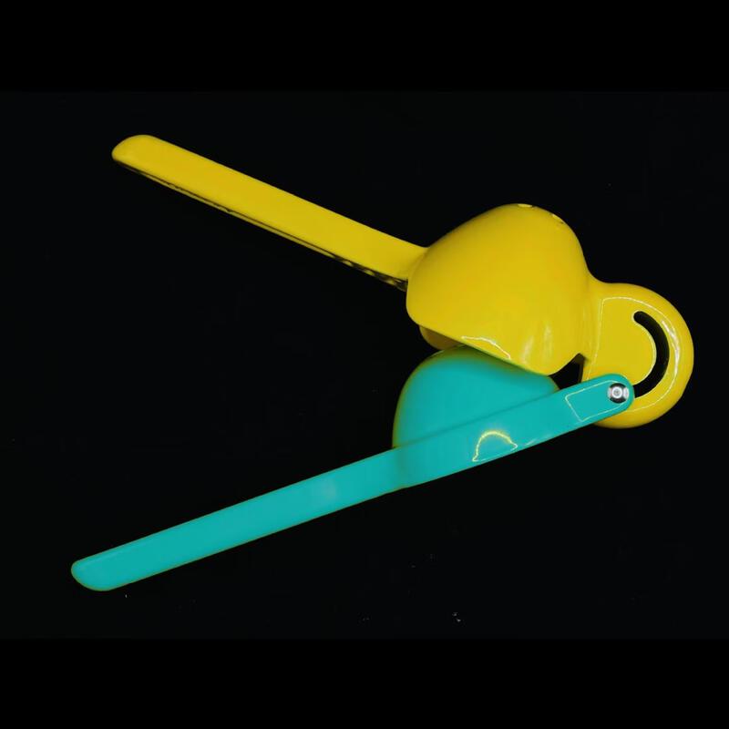 Lilang Manual Metal Lemon Squeezer