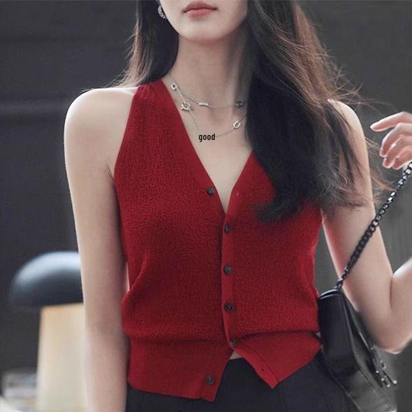 

Женский бордовый облегающий вязаный топ-халтер с V-образным вырезом - Коллекция Лето 2025 Medium красный