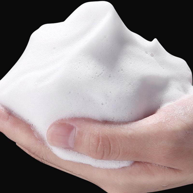 Demachiant cu cărbune activat Curățare în profunzime și penetrant Hidratant Revigorant Controlul uleiului Demachiant facial pentru bărbați