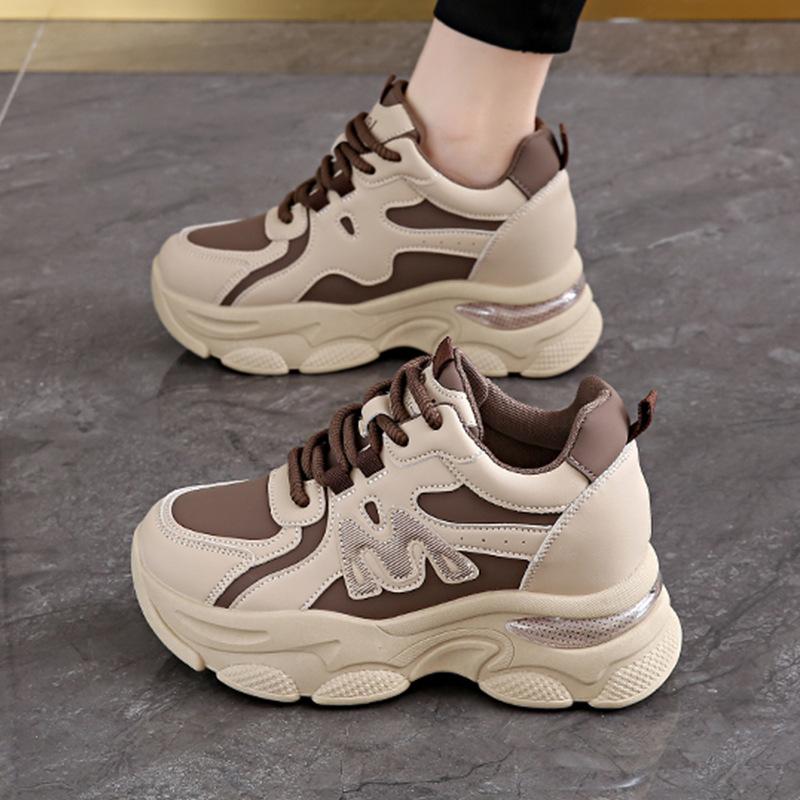 Small dad shoes women's versatile fried street 2025 new spring and autumn platform casual shoes Internet celebrity explosion