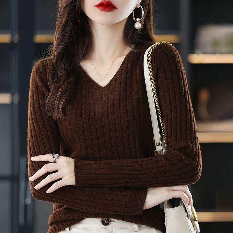 V-neck Pullover Women's Casual Long Sleeved Short Sweater Solid Color Simple Warm Knit Sweater Autumn and Winter Top