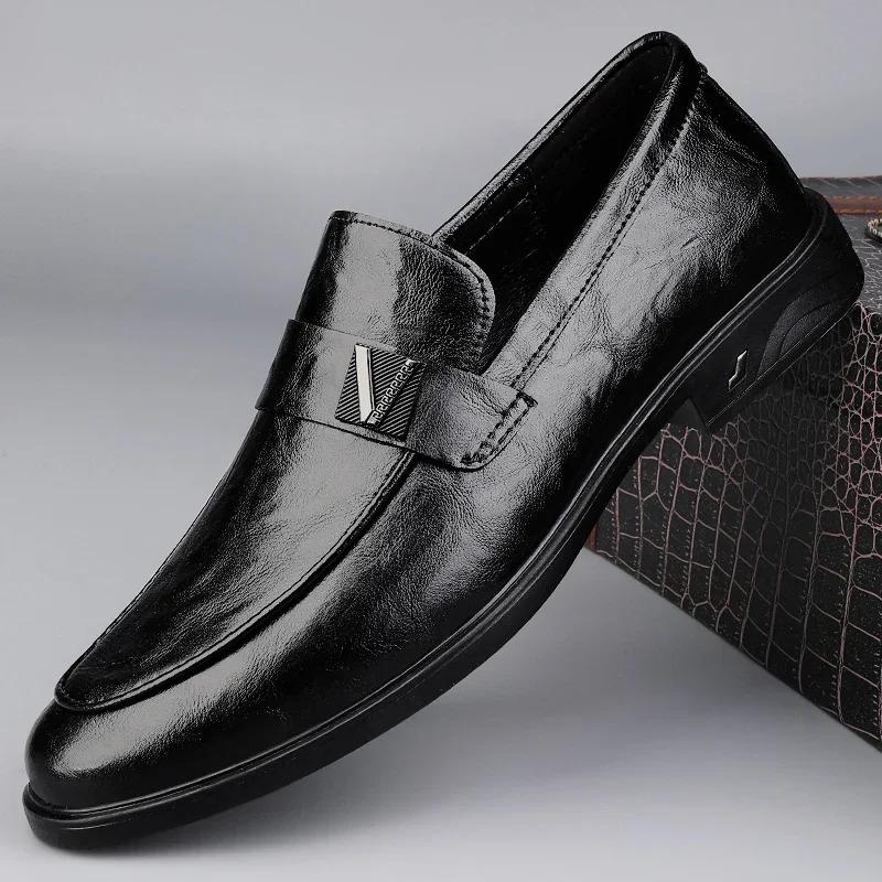 Fashion Italian Style Mens Handcrafted Loafers Genuine Leather Slip on Flats Comfortable Driving Shoes Non-Slip Sole Male Business Shoes