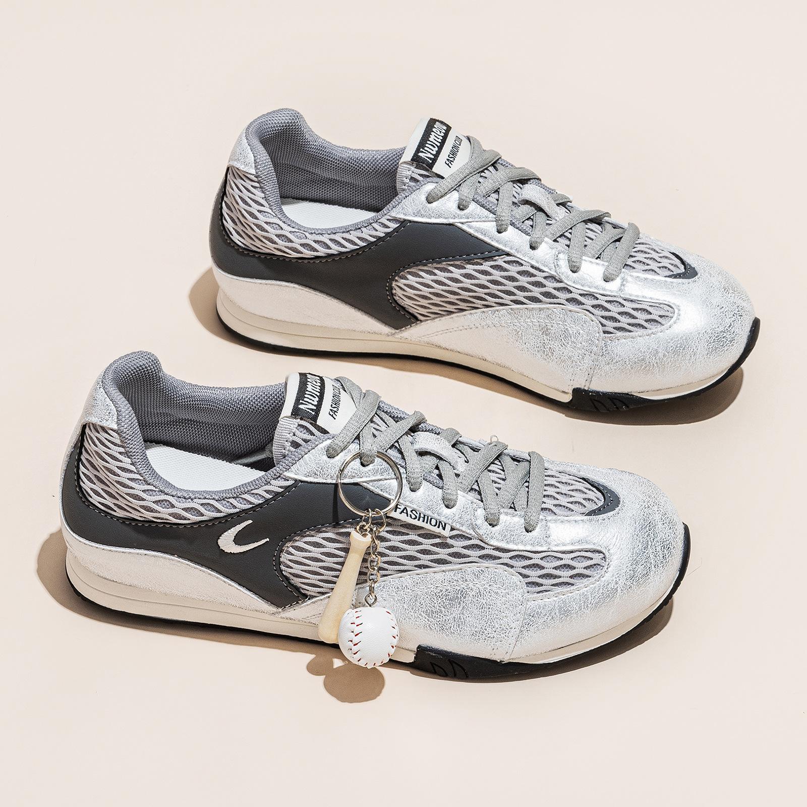 

Dexun shoes women s autumn new thick-soled heightening football shoes genuine leather casual sports versatile single shoes 35