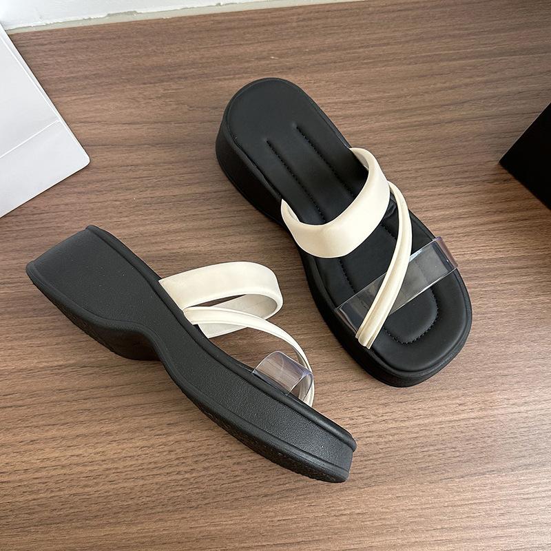 

New open-toed thick-soled one-word cool slippers for women to wear retro versatile beach vacation shoes 35