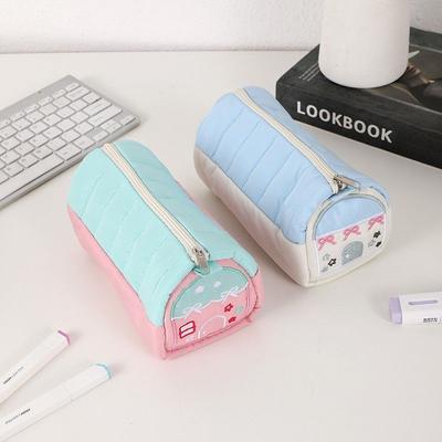 Kırtasiye ürünleri – Kalem Kutuları ve Çantalar