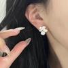 Elegant Imitation Pearl Stud Earring For Women Unique Flower Design Ear Stud Temperament White Earrings Daily Jewelry Girls Gift