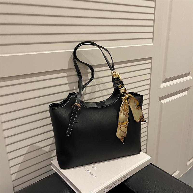 Silk Scarf Tote Bag Women's Large-capacity Autumn Personalized Women's Bag Simple Work Commuting Shoulder Bag