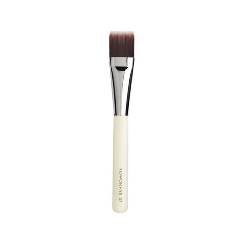 

Go Won-hye Square Foundation Brush 07