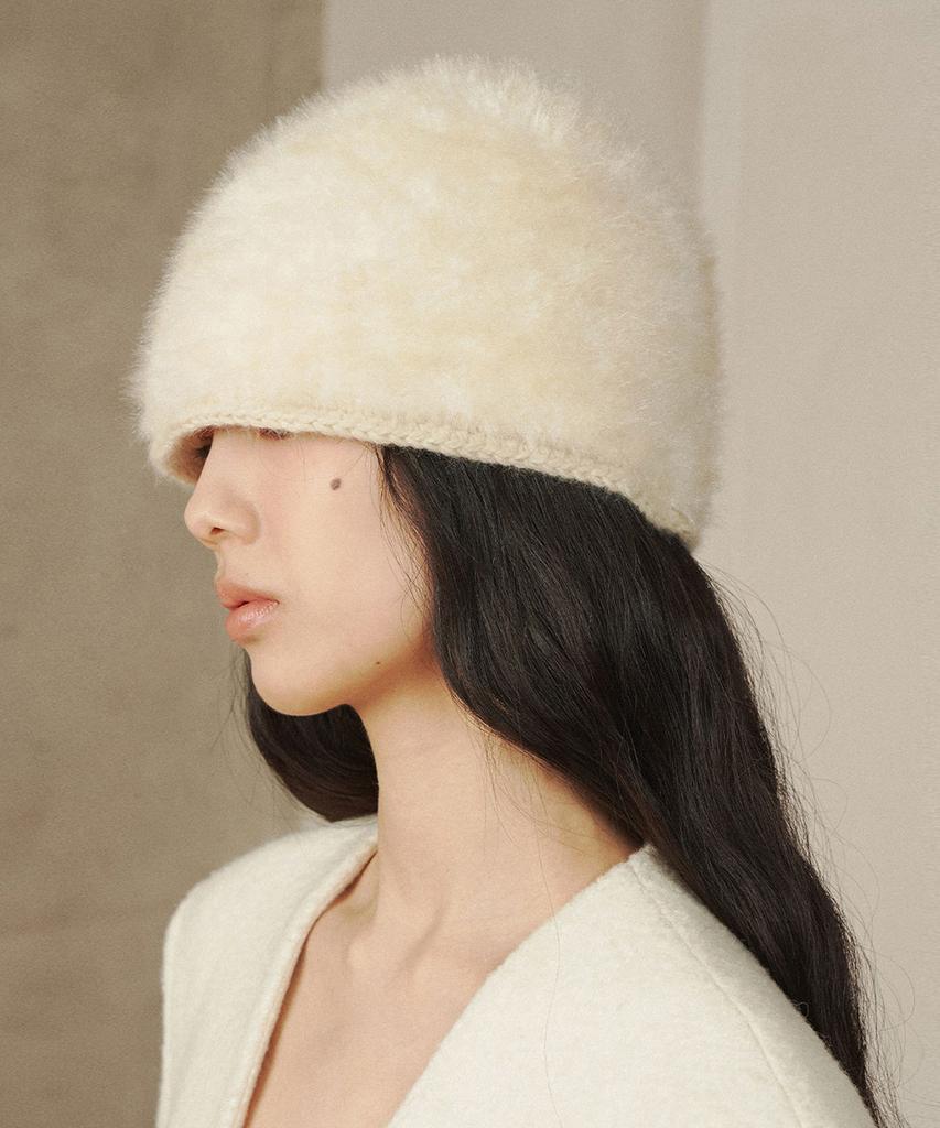 Beleuso Shearling Alpaca Hat