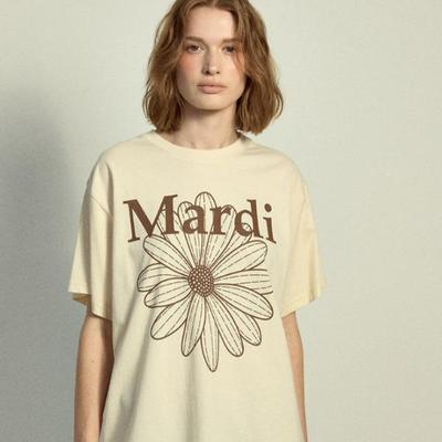 Mardi Mercredi Flowermardi Butterbraunes T-Shirt (Eine Grösse passt allen)