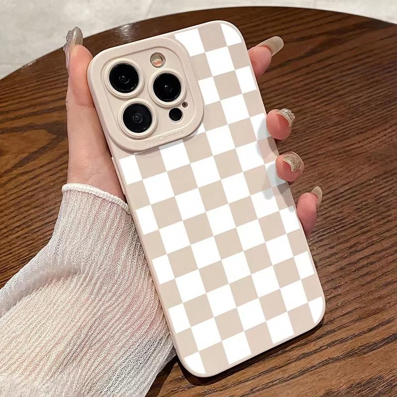 Matte Milky White Checkerboard Patter Phone Case For Samsung Galaxy S25 Ultra S26 S24 S23 FE S22 Plus S21 S20 A54 A55 Soft Cover