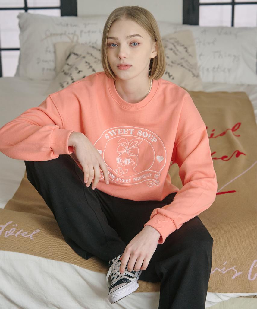 SWEET SOUP Signature Character Sweatshirt (Wb2Ltf2)