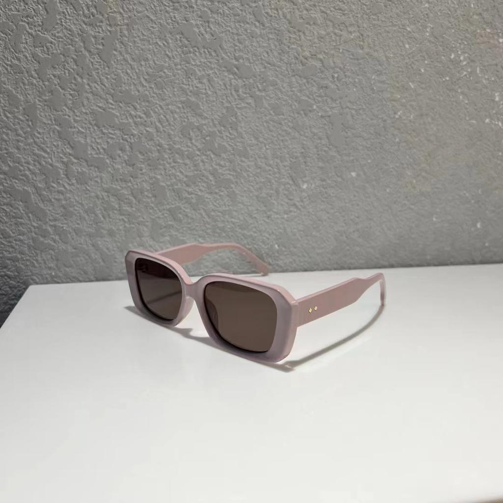 High Performance Fashion Style Woman Sun Glasses Rectangle Shape Anti-reflective Sunglasses Men Driving Hiking Sunglasses