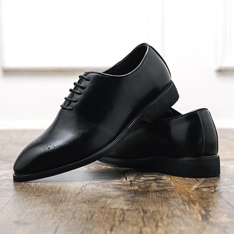 Fashion 2025 Brand Fashion Pointed Business Casual Leather Shoes High Quality Men's Comfortable Soft Leather Lace Carving Low Top Shoes