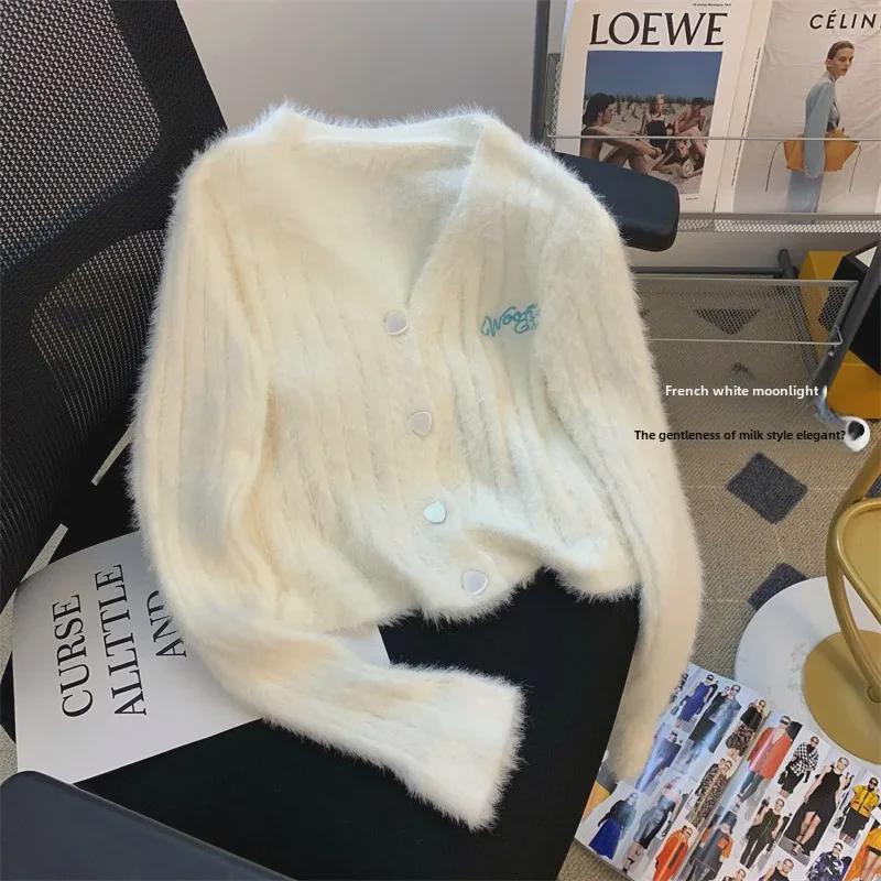 Dámský podzimní růžový kardigan s výstřihem do V - Měkký, sladký, omlazující vyšívaný pletený svetr