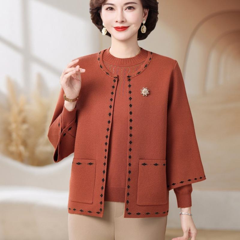 Middle-aged and Elderly Women's Autumn and Winter Sweater Fashion Cardigan Jacket Mother Autumn Knitting Two-piece Set