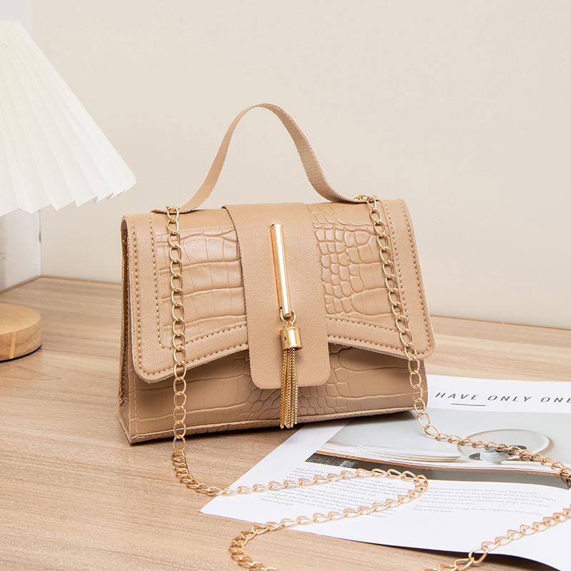 Fashi PU Leather Bags for Women Alligator Pattern Armpit Handbag Tassel Female Chain Small Underarm Messenger Bag Purse