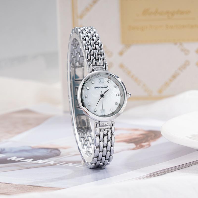 Fashion Women'S Hand Fritillary Face Diamond Bracelet Steel Belt Quartz Waterproof Temperament Tide Watch