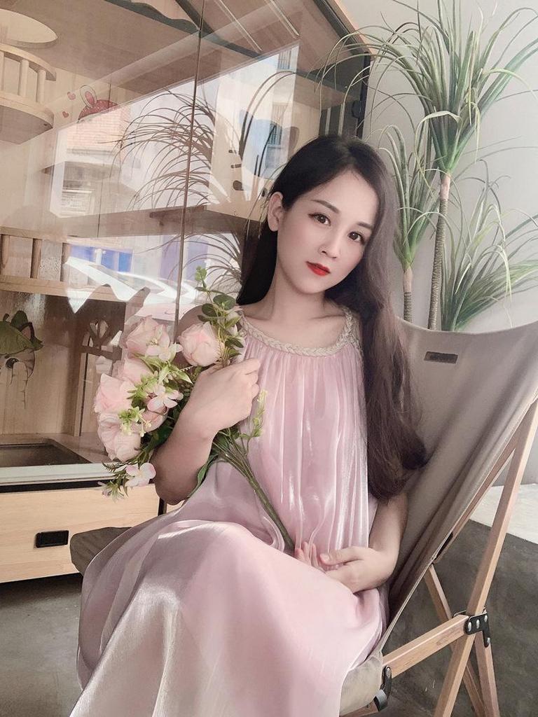 Summer 2023 Mother-Daughter Pearlescent Quicksand Princess Dresses – Fashionable Matching Evening Outfits