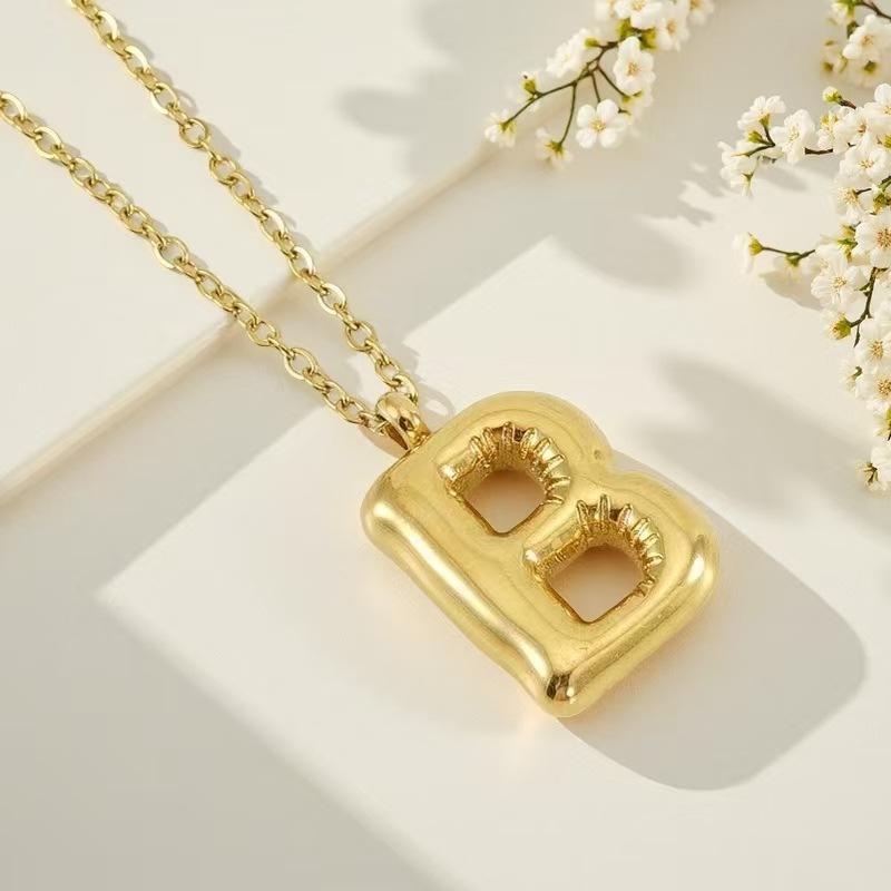 European and American titanium steel non-fading gold English letter necklace stainless steel bubble hip-hop letter pendant collarbone chain
