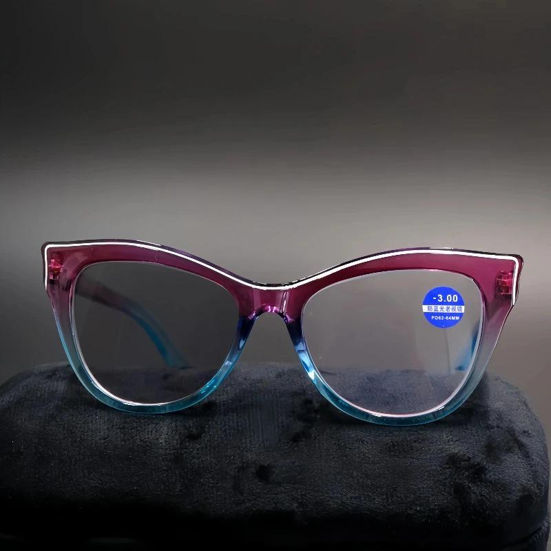 New Fashionable Hd Cat Eye Photochromic Women'S Myopia Glasses Retro Neutral High Quality Anti Blue Light Glasses