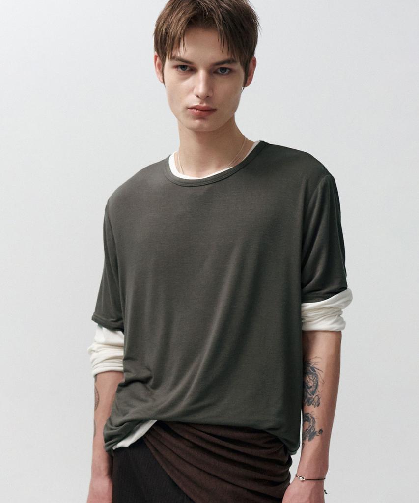 NOIRER Layered Half Long Sleeve T-Shirt (Charcoal Ivory)