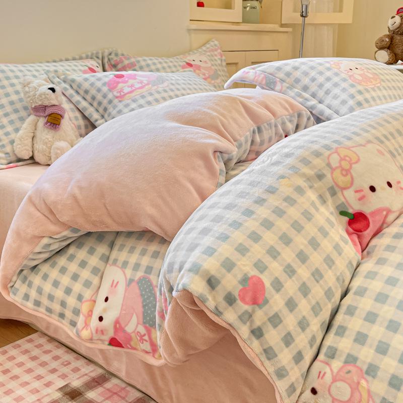 Women's Plush Velvet Fleece Bedding Set: Flannel Duvet Cover and Sheets