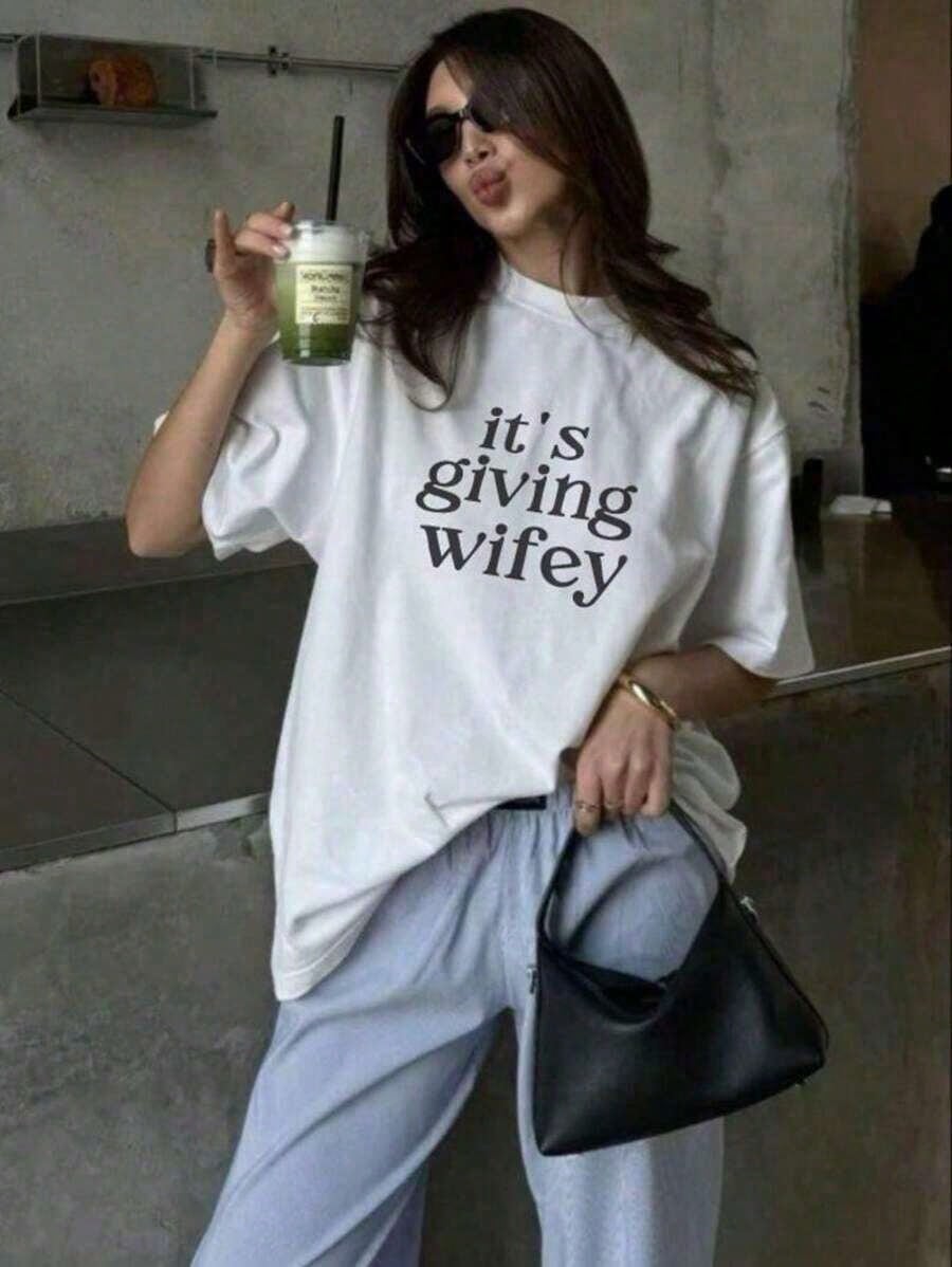 Its Giving Wifey T-Shirt - Bride To Be Shirt, Newlywed Tee, Custom Engagement Gift, Honeymoon Outfit, Wedding Day TShirt, Wifey Vibes, Bride,% Cotton S разноцветный