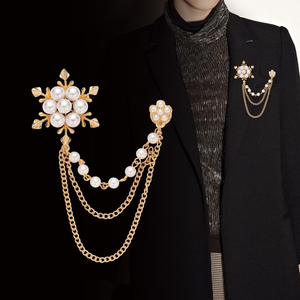 Elegant Women Pearl Snowflake Chain Tassels Brooch Gifts Fashion Chain Pin Jewelry Enamel Pin Exquisite Clothes Brooches Gift