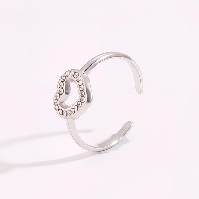 Titanium Steel Ring - Stylish, Luxurious, Niche Style, Double-looped Bow with Diamonds - A Beautiful Ring for Best Friends.