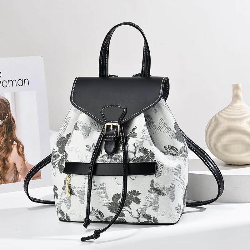

Women s Convertible Backpack 21*13*26cm