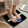 Prémiová koupelnová váha - Vysoká přesnost s odolným zesíleným sklem, podsvícený displej, nosnost 390 lb, bez baterií