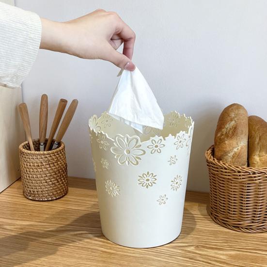 Toaletní stolek Květinový odpadkový koš Duté květinové vzory Odpadkový koš Malý stolní koš do koupelny Kanceláře Ložnice Domácí dekorace