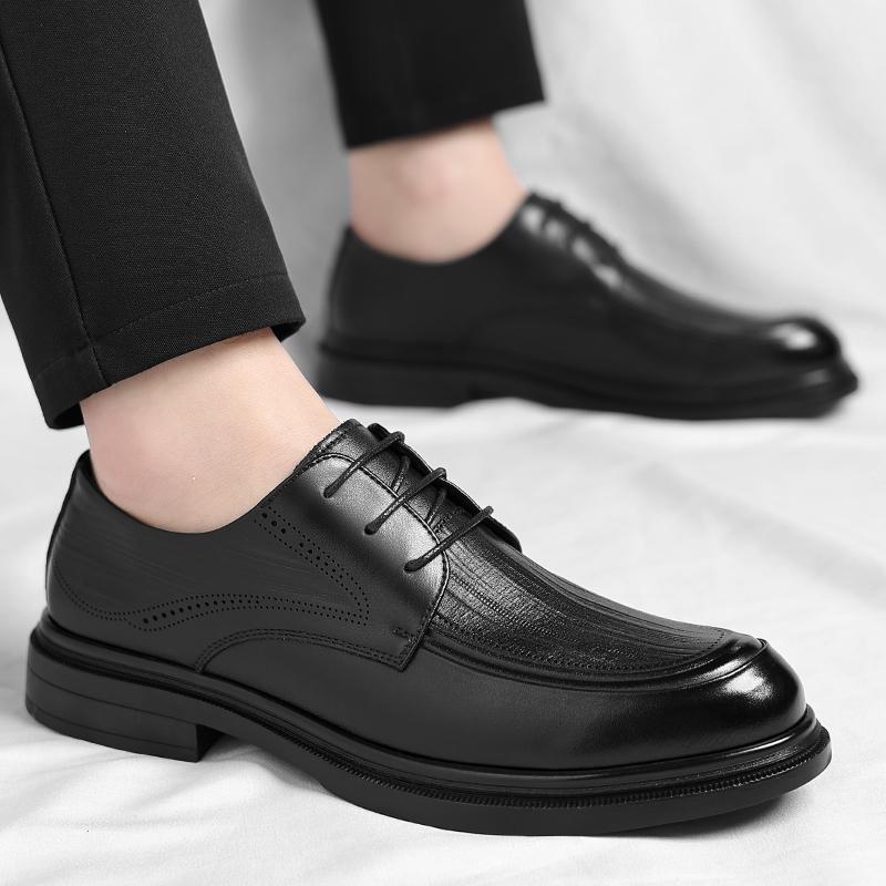 Fashion New Party Office Walking Shoe Breathable Leather Lace-Up Formal Shoes Classic Men Shoes for Wedding Men's Wingtip Oxford Shoes